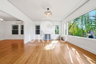 860 Portal Ave in Oakland, CA - Building Photo - Building Photo