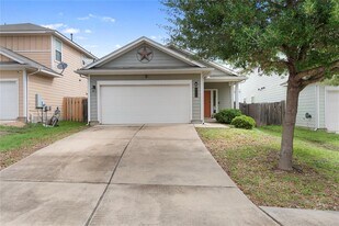 213 Sambar Dr in Buda, TX - Building Photo