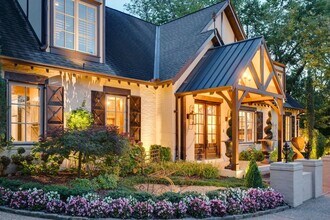 3807 Harding Pl, Unit 206 in Nashville, TN - Building Photo - Building Photo