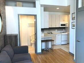 144 Bowdoin St, Unit 62 in Boston, MA - Building Photo - Building Photo