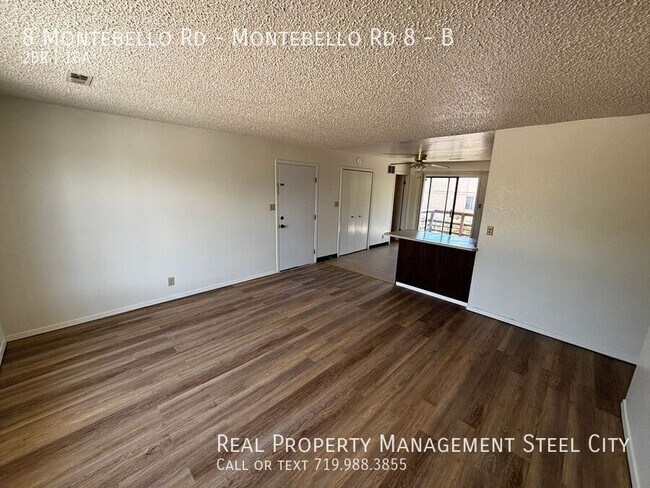 8 Montebello Rd-Unit -B in Pueblo, CO - Building Photo - Building Photo