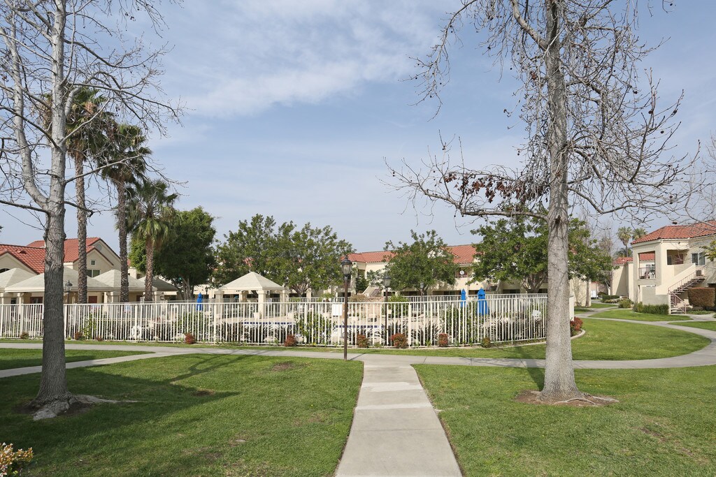 Mira Vista Senior Apartments Camarillo, CA Apartments For Rent