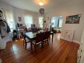 11 Parsons St in Quincy, MA - Building Photo - Building Photo