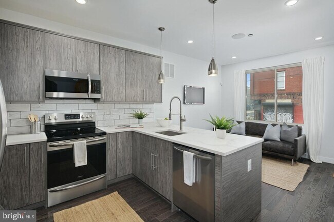 1603 N Marshall St in Philadelphia, PA - Building Photo - Building Photo