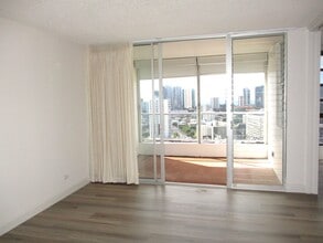 1556 Piikoi St in Honolulu, HI - Building Photo - Building Photo