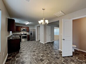 117 Vermillian Dr in Spartanburg, SC - Foto de edificio - Building Photo