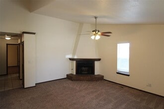 904 Aspen Ct in Noble, OK - Building Photo - Building Photo