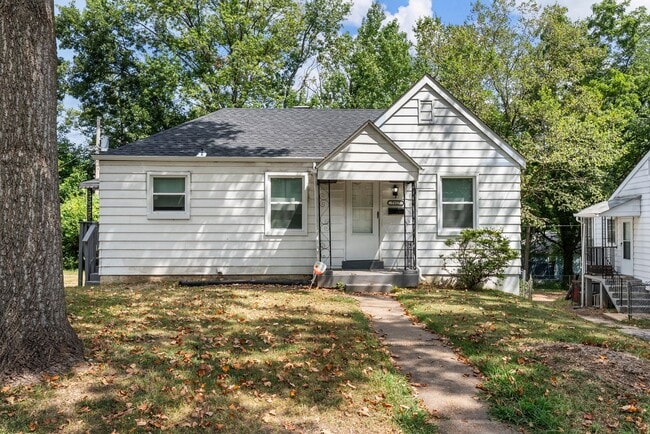 7117 Lamont Dr in St. Louis, MO - Building Photo - Building Photo