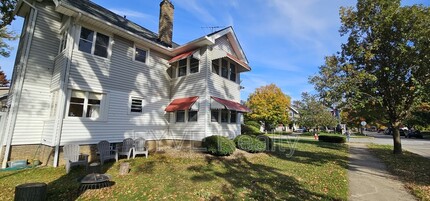 1298 Nicholson Ave in Lakewood, OH - Building Photo - Building Photo