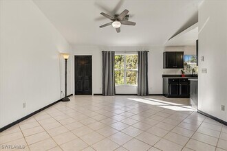 440 21st St NW in Naples, FL - Building Photo - Building Photo