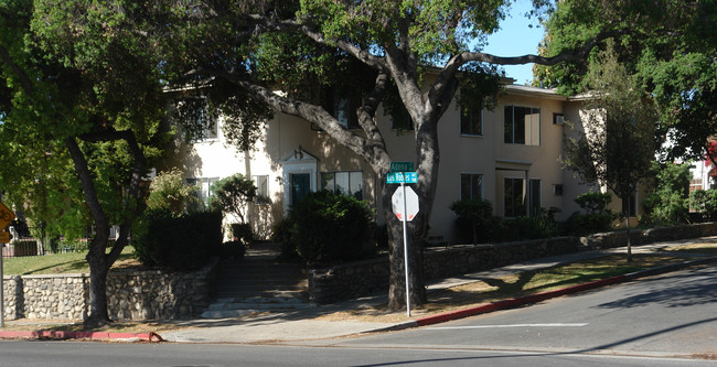 959 Los Robles Ave in Pasadena, CA - Building Photo - Building Photo