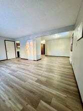 107 4th St N in Leonard, ND - Building Photo - Building Photo