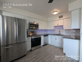 3743 E Blacklidge Dr in Tucson, AZ - Building Photo