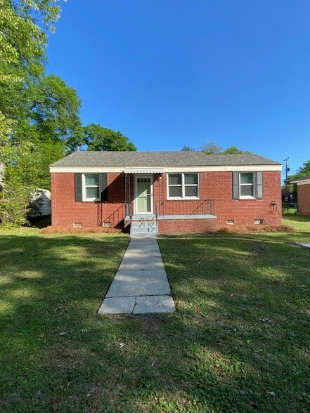 1210 Sunnyside Dr, Unit 29-393 in Cayce, SC - Building Photo