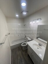 2414 Fleury Way in Stockton, CA - Building Photo - Building Photo