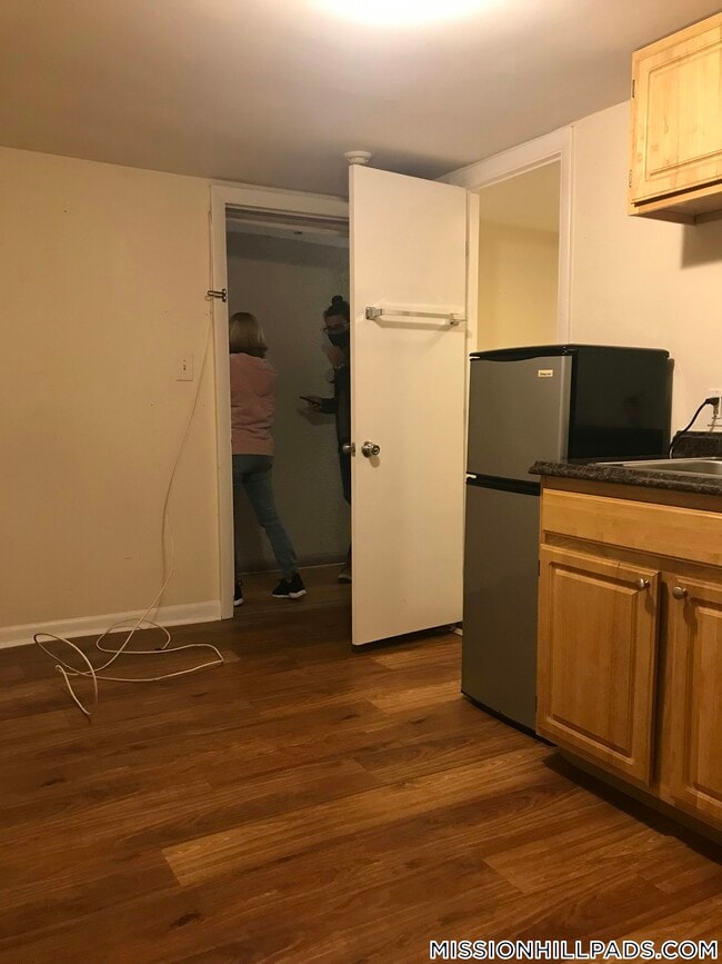 53 S Huntington Ave in Boston, MA - Building Photo - Building Photo