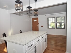 5153 W 64th Pl in Chicago, IL - Building Photo - Building Photo