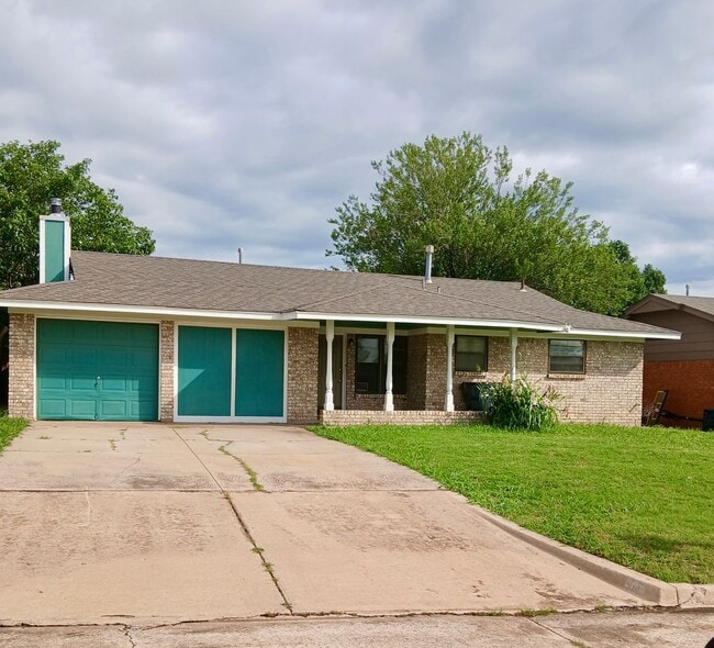 property at 4908 SE Brighton Dr