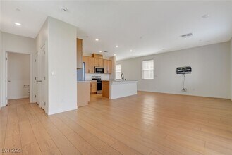 2986 Gallarate Dr in Henderson, NV - Building Photo - Building Photo