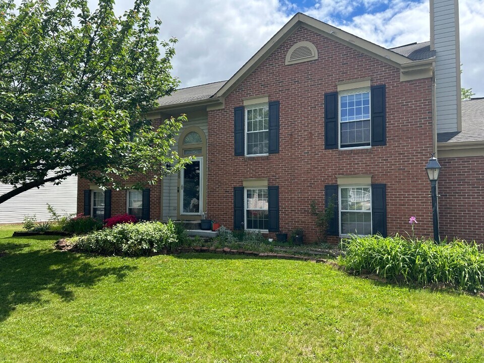 10725 Timothy Dr in Williamsport, MD - Building Photo