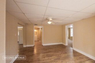 473 N Main St in Allegan, MI - Building Photo - Building Photo