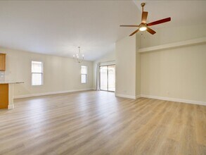 10518 E Geyer Willow Rd in Tucson, AZ - Building Photo - Building Photo