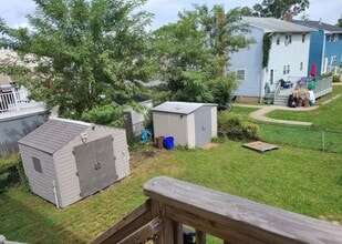 210 Carr Ave in Keansburg, NJ - Foto de edificio - Building Photo