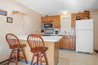 118 Weirs Rd in Gilford, NH - Building Photo - Building Photo