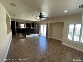10618 Timber Stand St in Las Vegas, NV - Building Photo - Building Photo