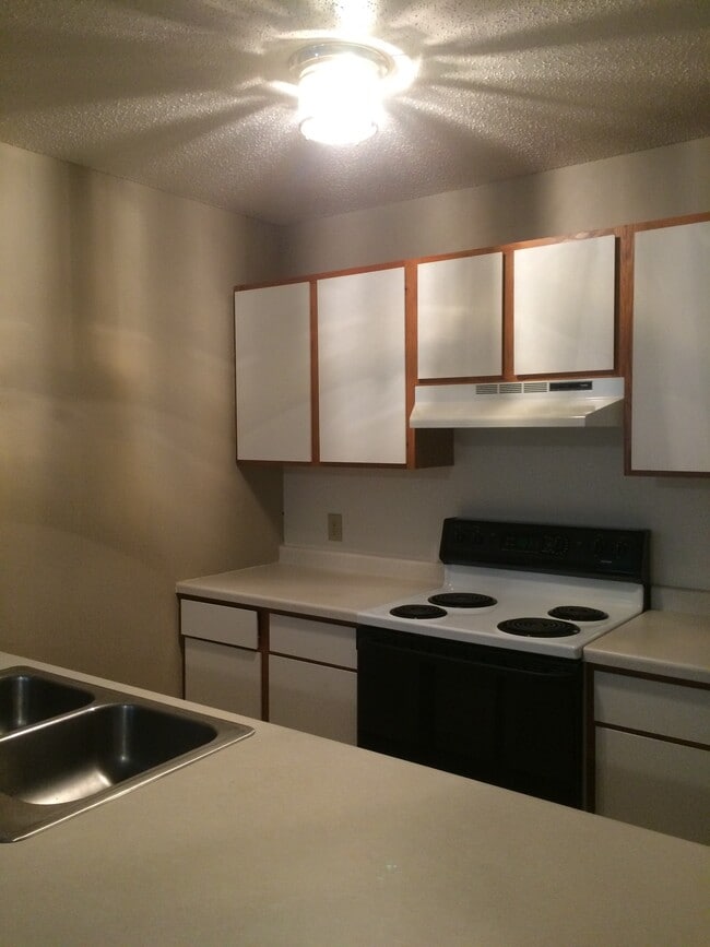 23998 1st St, Unit 9 in Trempealeau, WI - Foto de edificio - Building Photo