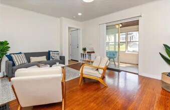 202 Terrace Park in Rochester, NY - Building Photo - Building Photo