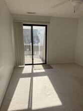 2526 Cove Point Pl in Virginia Beach, VA - Building Photo - Building Photo