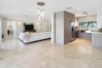 2031 NE 14th Ct in Fort Lauderdale, FL - Foto de edificio - Building Photo