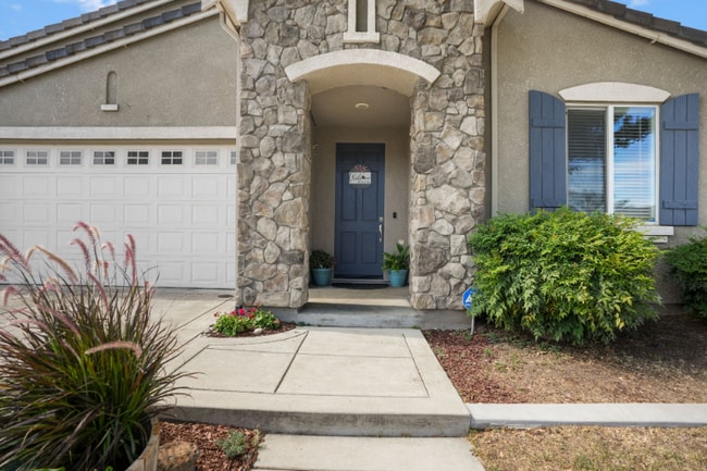 2512 Cancun Ct in Modesto, CA - Building Photo - Building Photo