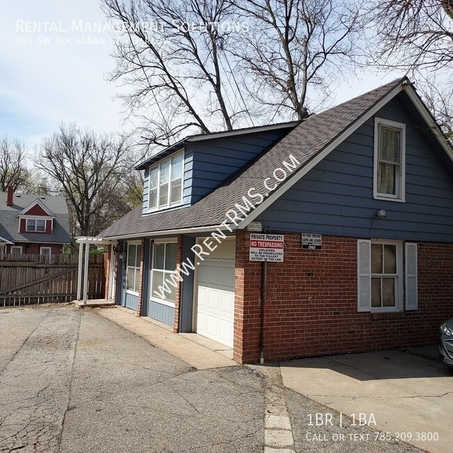 901 SW Buchanan St in Topeka, KS - Building Photo - Building Photo