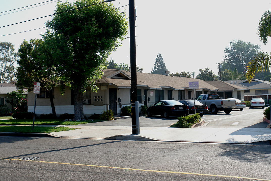 481-491 S Lemon St in Orange, CA - Building Photo