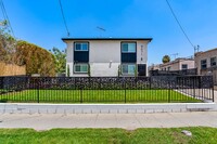 4071 Melrose Avenue, LLC in Los Angeles, CA - Building Photo - Building Photo