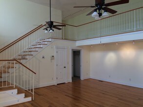 915 High St-Unit -C in Portsmouth, VA - Foto de edificio - Building Photo