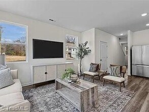 2610 Westell Wy in Greensboro, NC - Building Photo - Building Photo