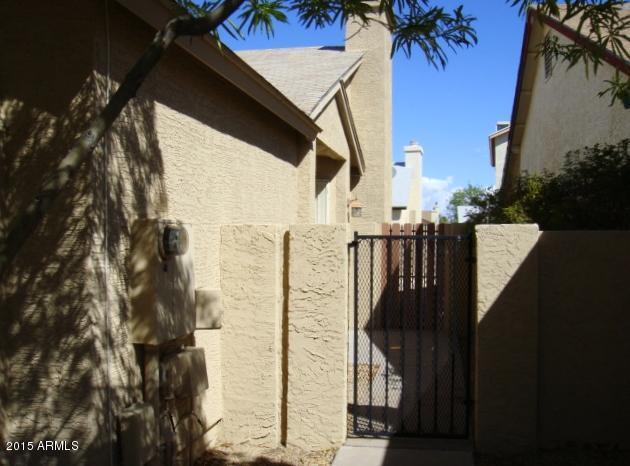 8870 W Greenbrian Dr in Peoria, AZ - Building Photo - Building Photo