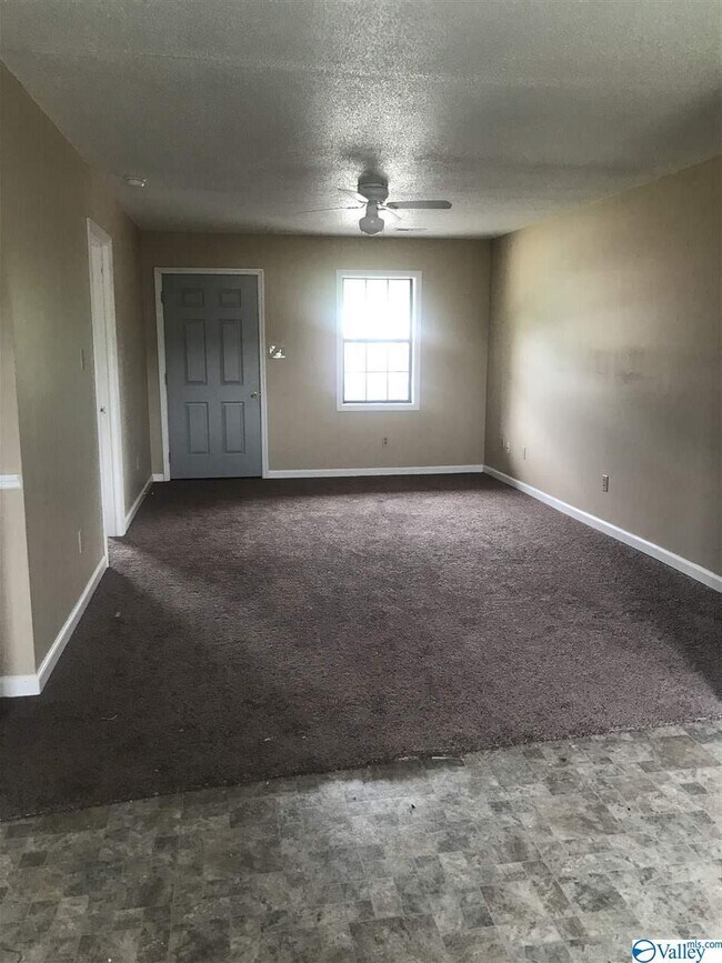 2913 Wimberly Dr SW-Unit -D in Decatur, AL - Building Photo - Building Photo