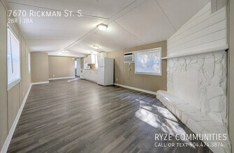 7670 Rickman St S in Jacksonville, FL - Building Photo - Building Photo