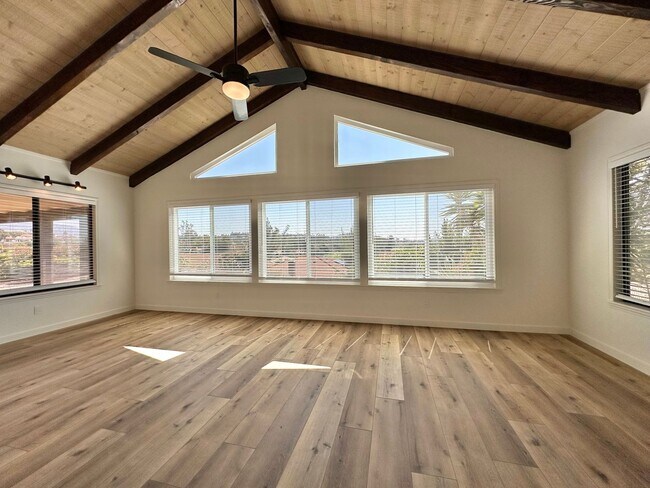 17768 Camino Murrillo in San Diego, CA - Building Photo - Building Photo