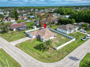 6993 NW Jorgensen Rd in Port St. Lucie, FL - Building Photo - Building Photo