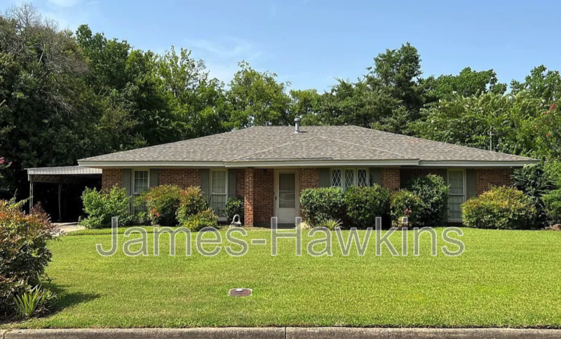 4409 McCampbell Dr in Montgomery, AL - Foto de edificio