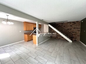 6245 Longford Dr in Citrus Heights, CA - Building Photo - Building Photo