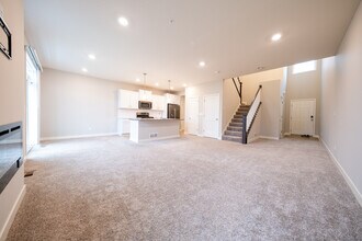 14160 Addison Trl in Rosemount, MN - Building Photo - Building Photo