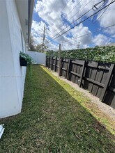 1710 SW 99th Terrace in Miramar, FL - Building Photo - Building Photo
