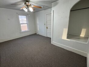 222 N Dubuque St in Iowa City, IA - Building Photo - Building Photo