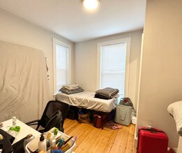 9 Mount Pleasant Ave, Unit 2 in Boston, MA - Foto de edificio - Building Photo